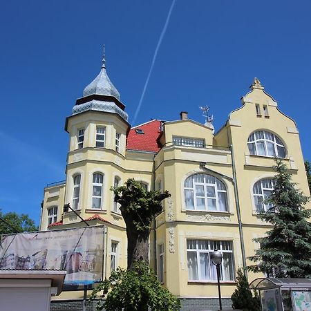 Villa Amadea 미엥지즈드로예 외부 사진