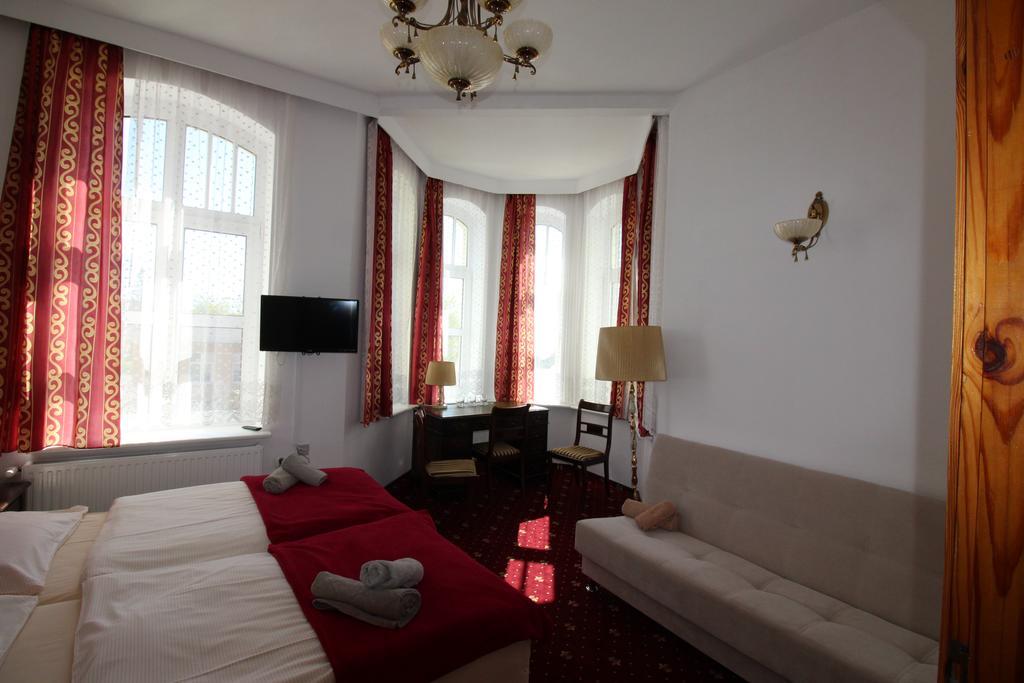 Villa Amadea 미엥지즈드로예 외부 사진